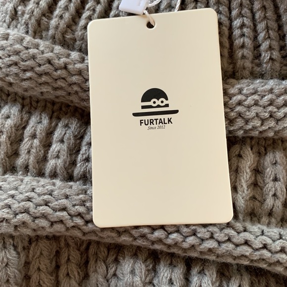 Furtalk Knit Beanie - Picture 5 of 5